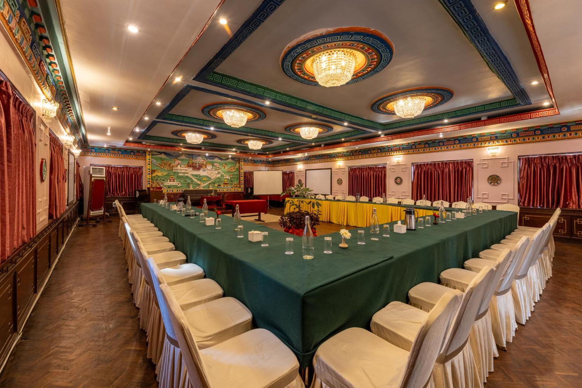 Hotel Marshyangdi Kathmandu Exterior foto